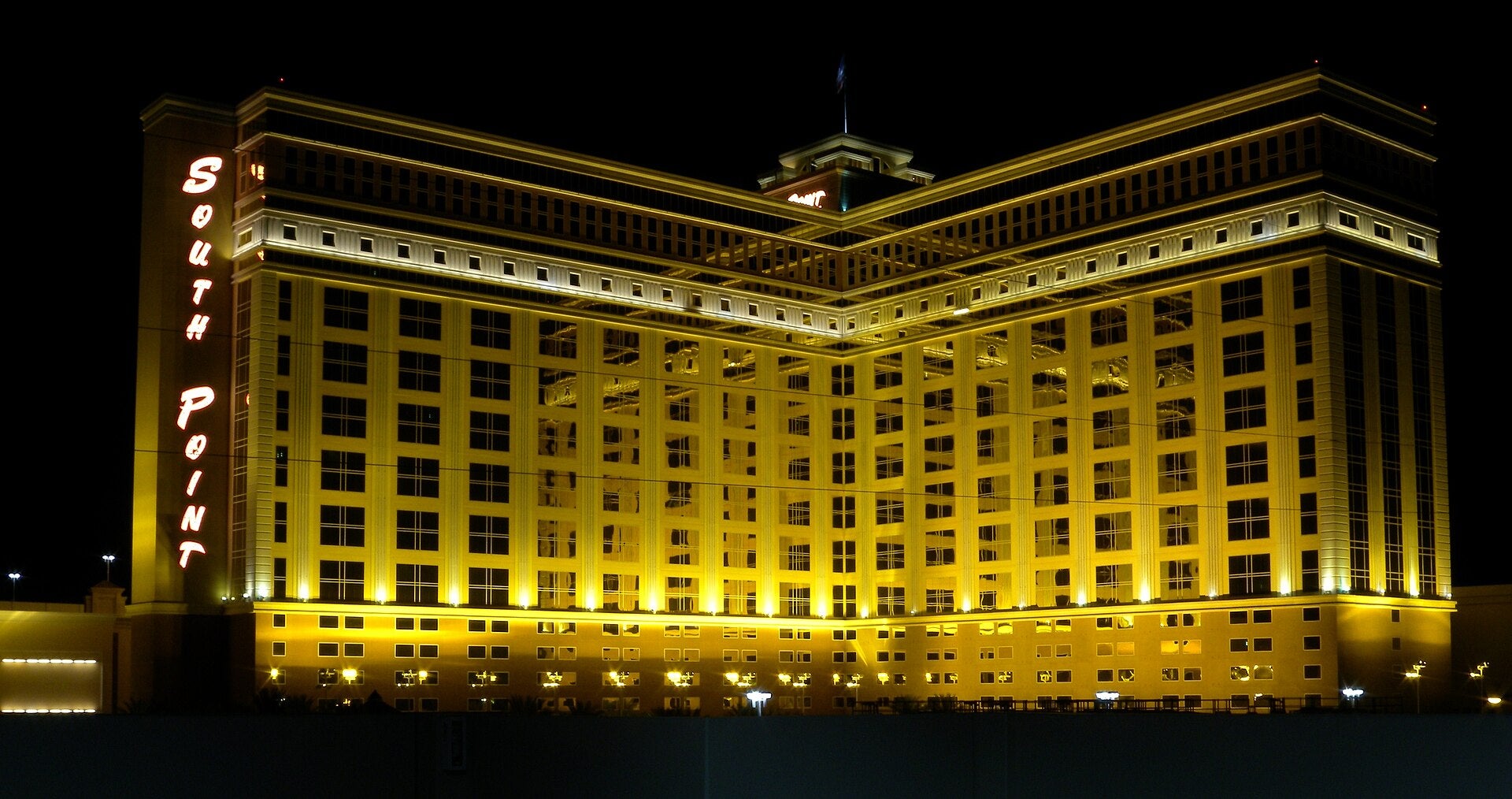 South Point Resort Casino lit up at night, host venue for the World's Largest Casino Chip and Collectibles Show