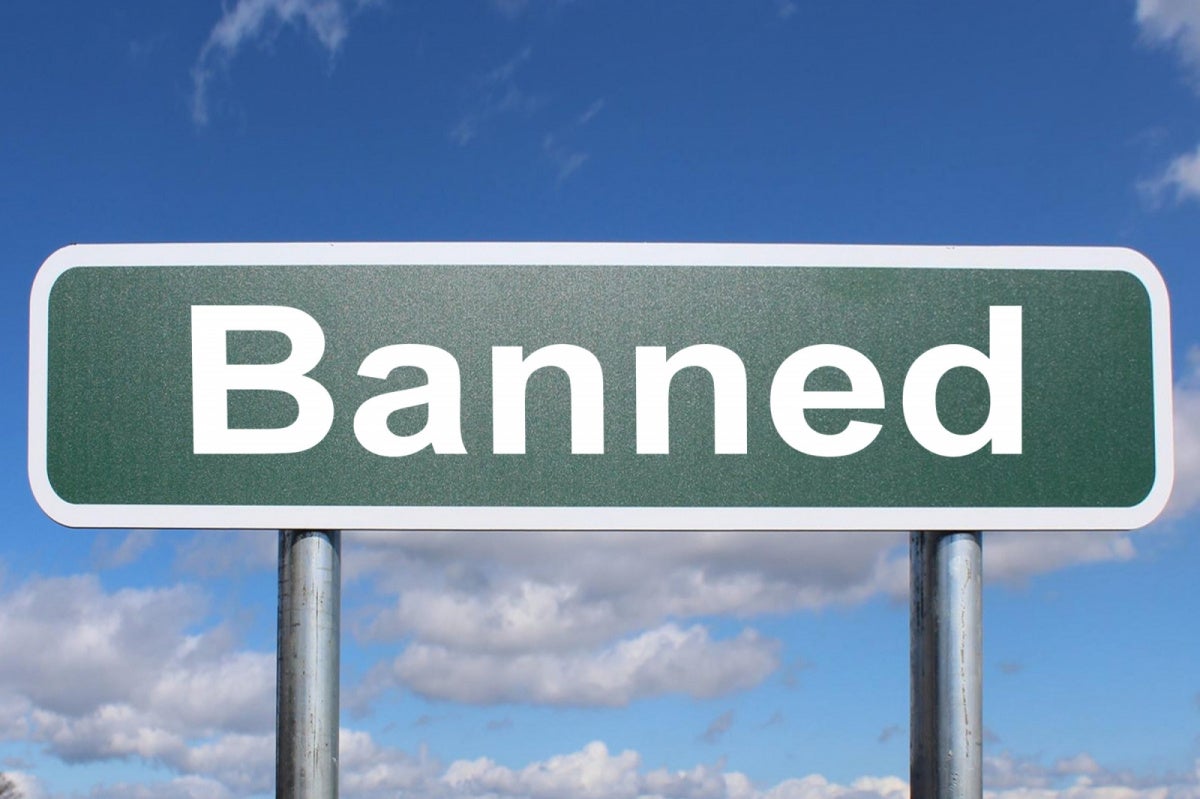 Brazil Online Betting Ban: Deadlines, Refunds and Next Steps Green road sign reading "Banned" against a blue sky, illustrating Brazil's online betting ban