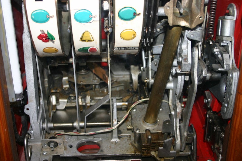 Parts that make up a Slot Machine Parts that make up a Slot Machine