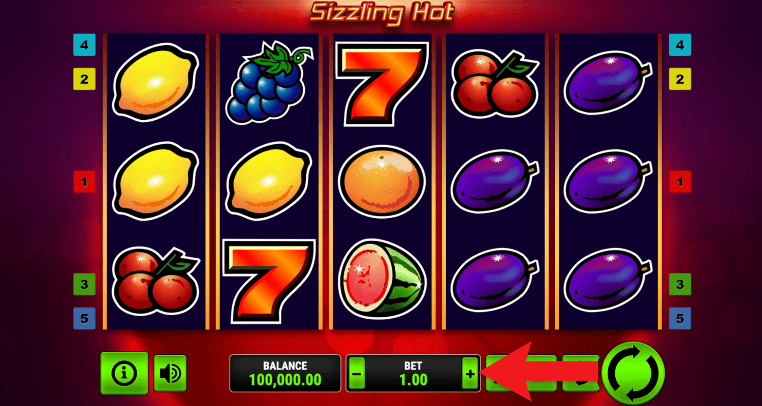 Paspauskite sukimo mygtuką žaidime „Sizzling Hot Deluxe“