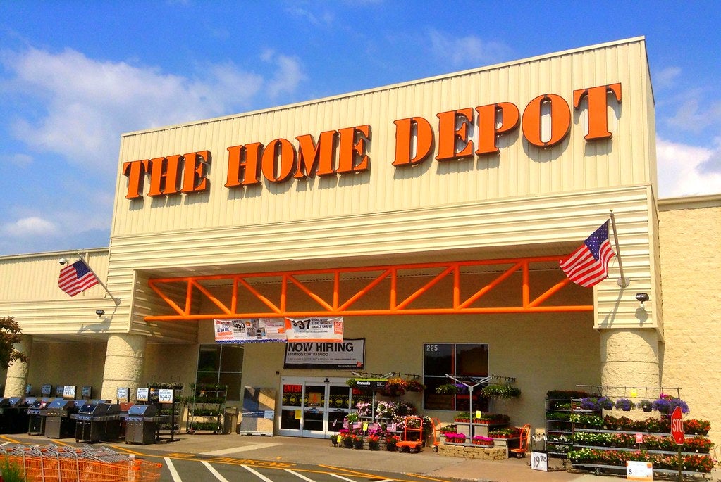 Home Depot Lays Off 800 Workers, Issues Return to Work Order