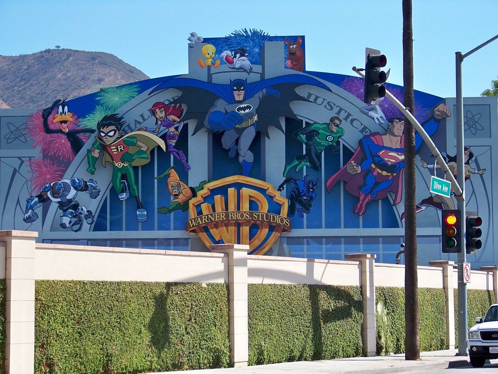 Activist Investor Ancora Holdings Signals Opposition to Netflix–Warner Bros. Deal