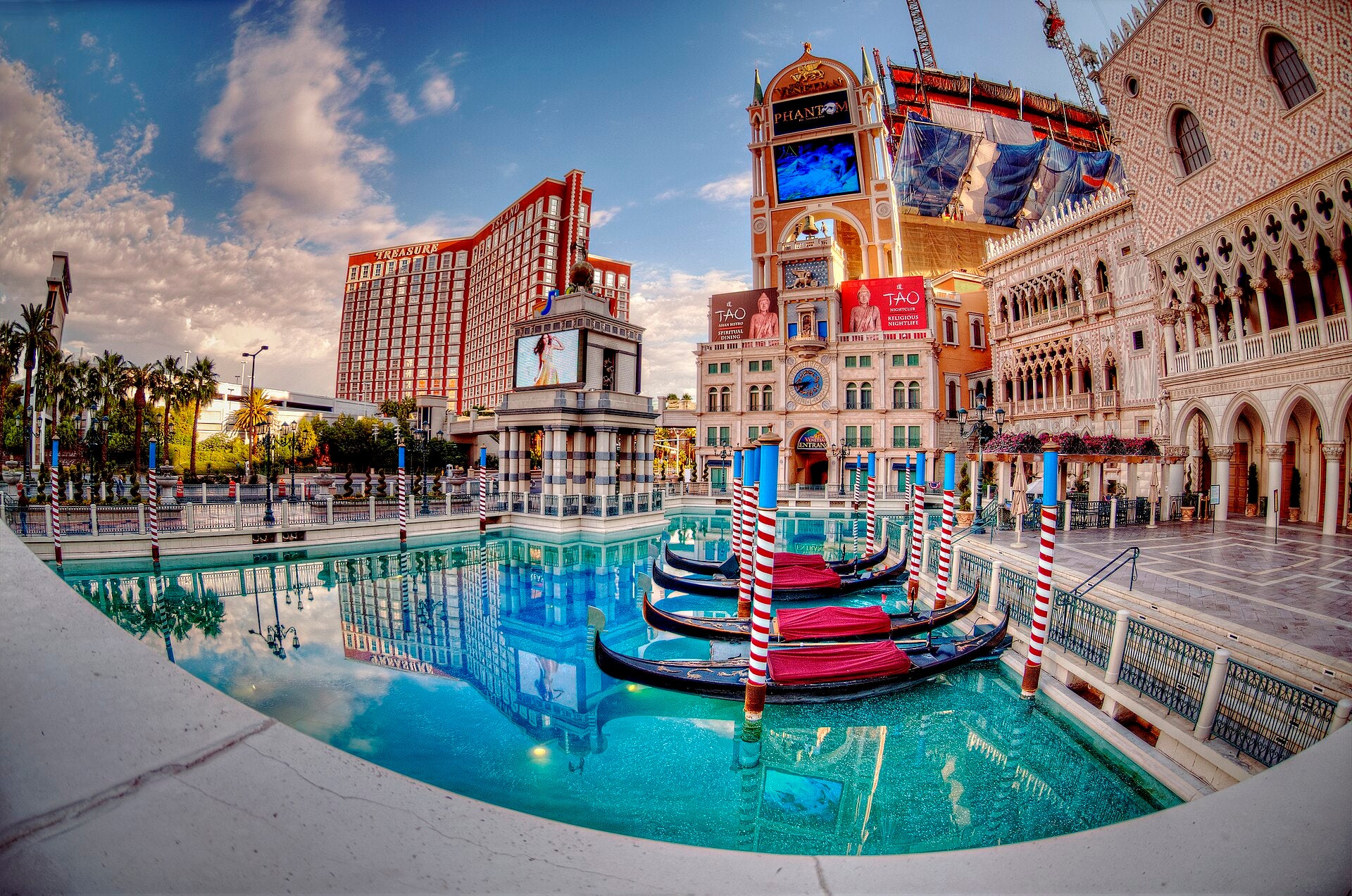 Slide Dealing Comes to The Venetian for WPT Fall Festival Gondolas docked in the outdoor canal at The Venetian Las Vegas, with the resort's bell tower and Treasure Island in the background