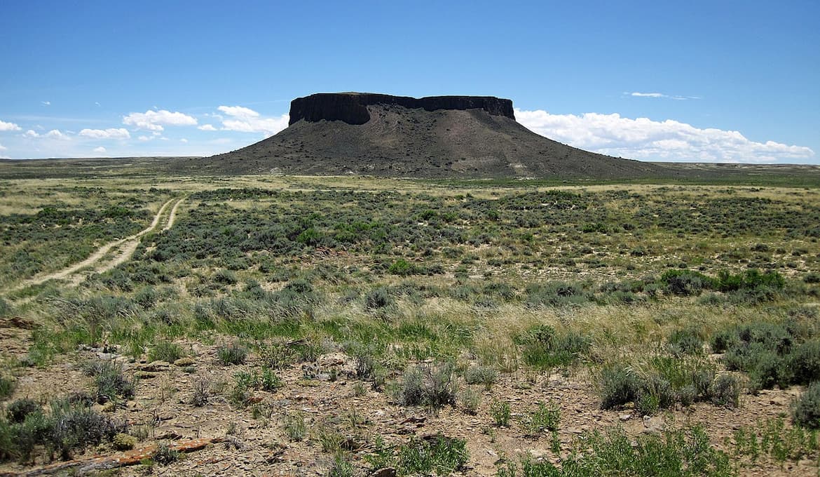 Photo by James St. John, CC BY 2.0, via Wikimedia Commons
