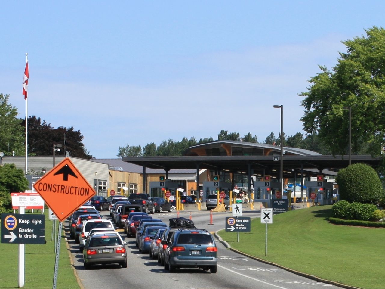 Cars lined up at the Canada border crossing in White Rock, BC, entering from Blaine, Washington