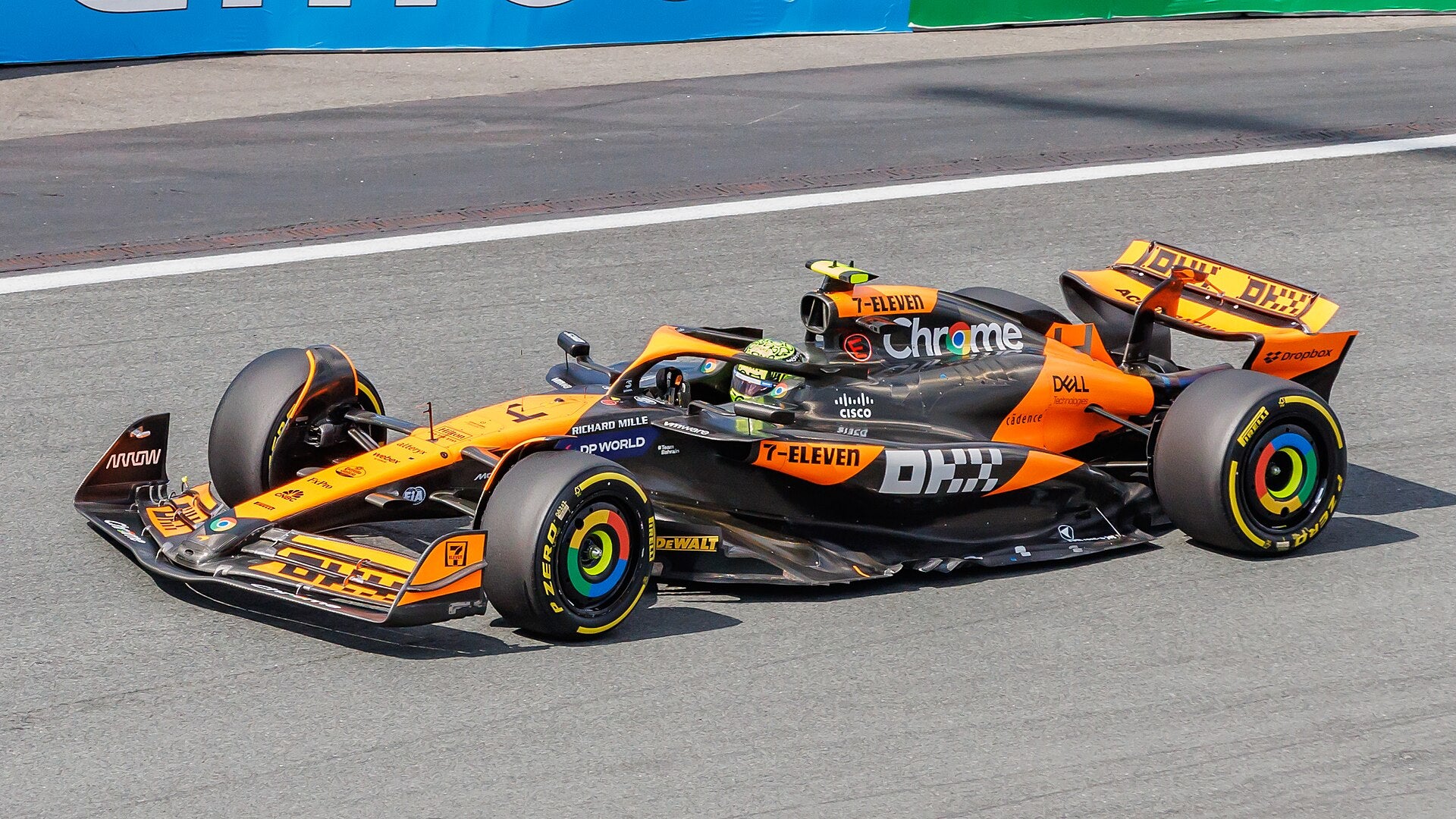 A F1 Racing Car