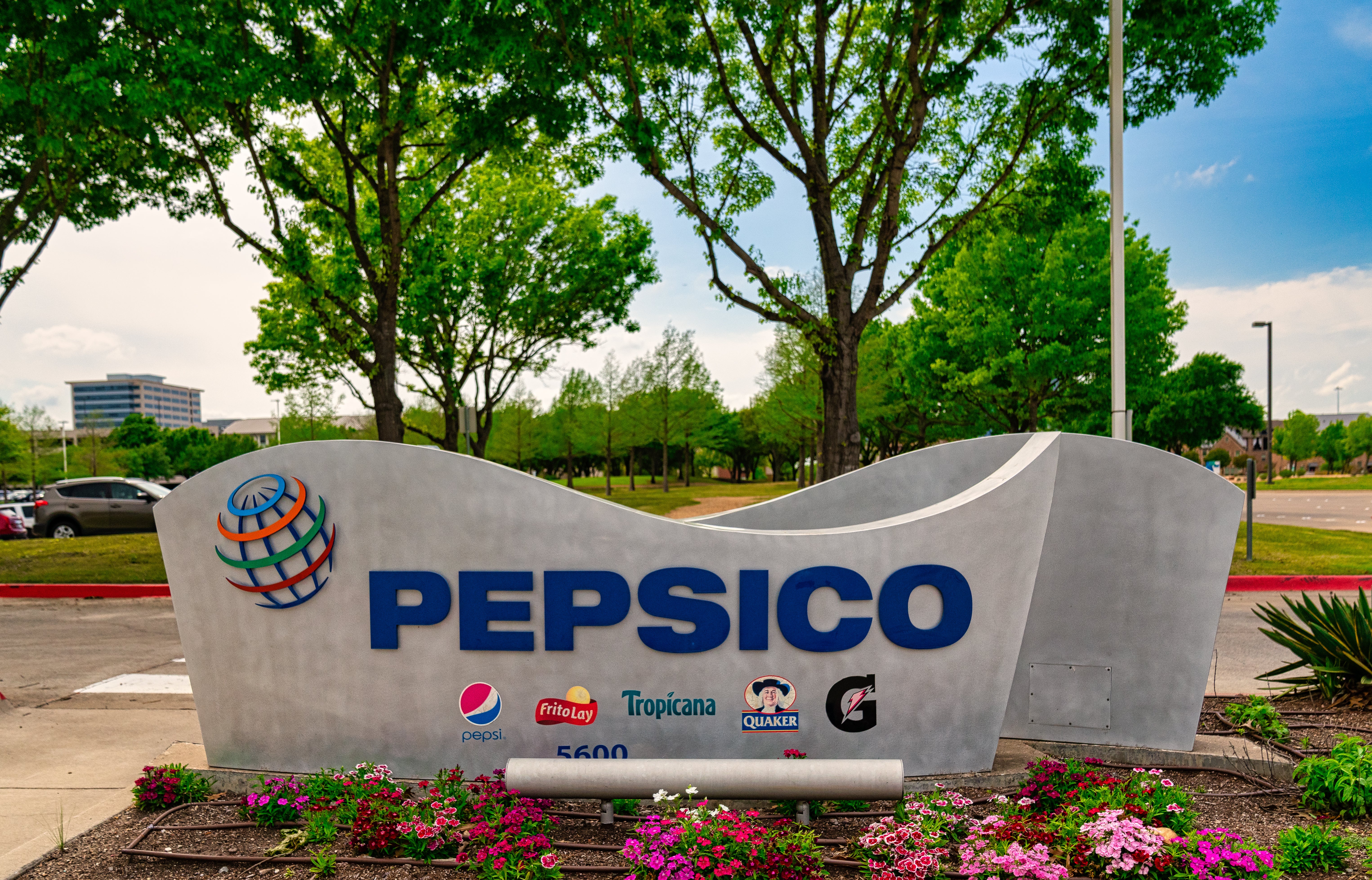 PepsiCo Earnings and Revenue Up, Will Decrease Snack Prices