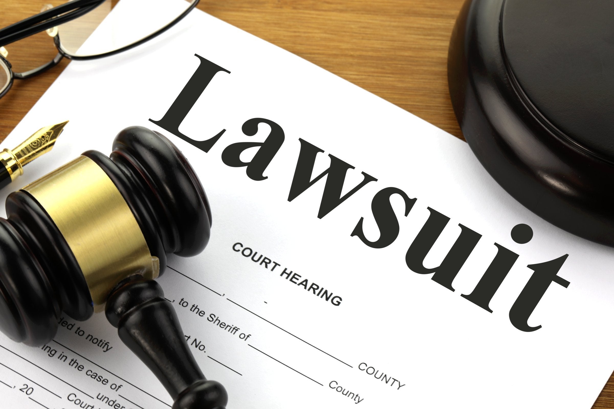 Drake, Adin Ross, and Stake.us Named in Class Action Lawsuit