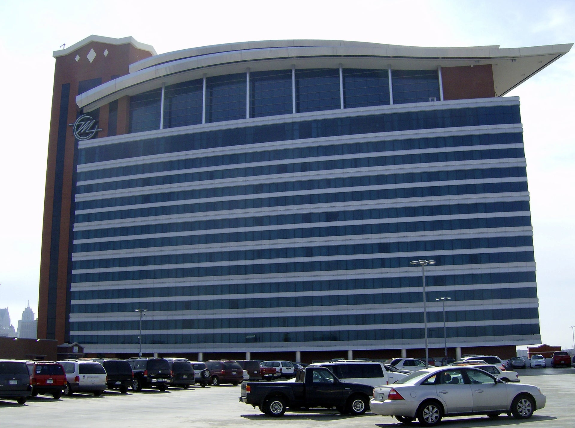 Man Robbed at MotorCity Casino He Spit Blood In My Face