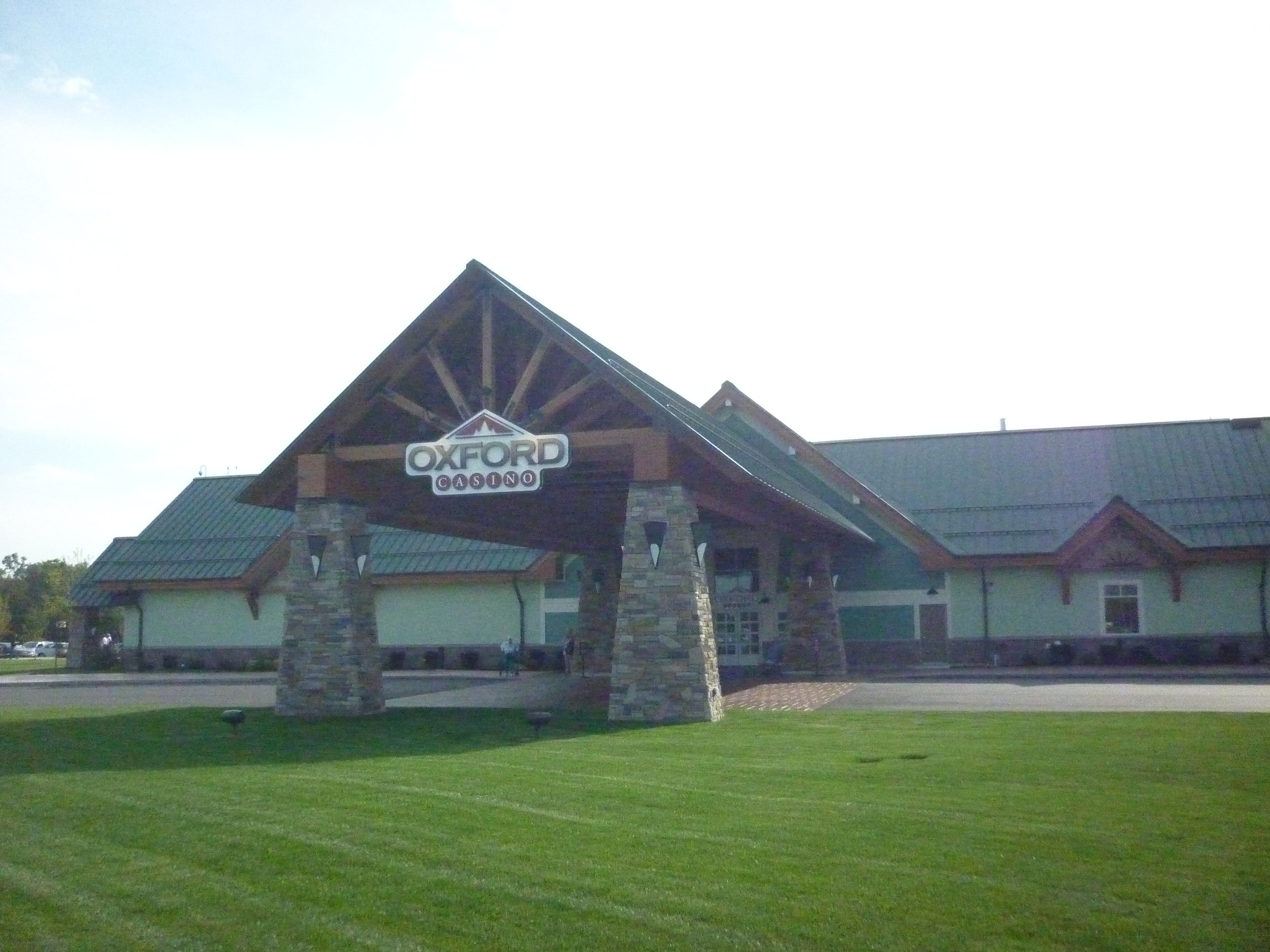Maine Casino Sues Over iGaming