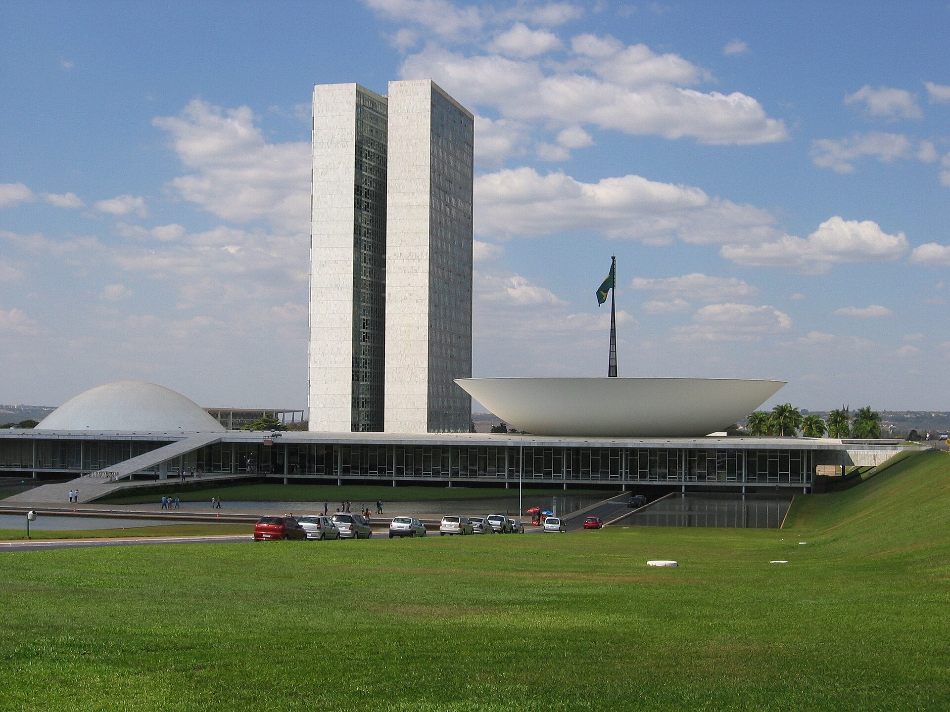 Brazil Betting Ban: Flutter Halts Operations, Eyes $70M Hit Brazil's National Congress building in Brasília, with its twin towers, the Senate dome, and the Chamber of Deputies bowl