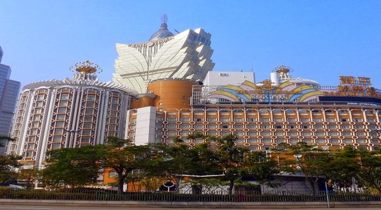 Casino Lisboa, Macau - panoramio (2).jpg - Wikimedia Common Casino Lisboa, Macau