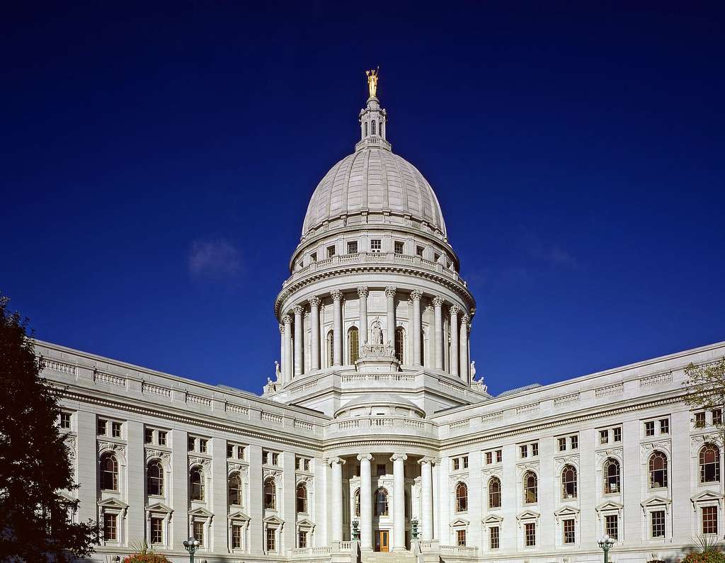 Wisconsin Begins Tribal Talks on Statewide Mobile Sports Betting